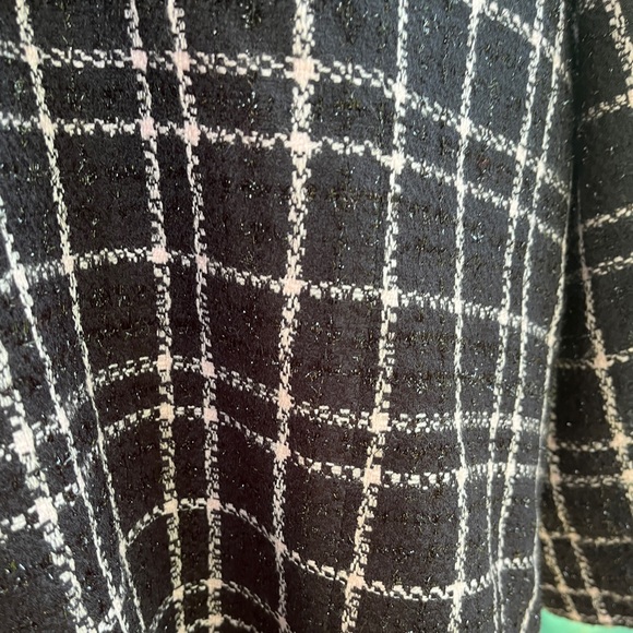 Sag Harbor jacket.Sz 18 Stripes pale pink on black, EUC, 88% acrylic, PP 24” - Picture 3 of 11